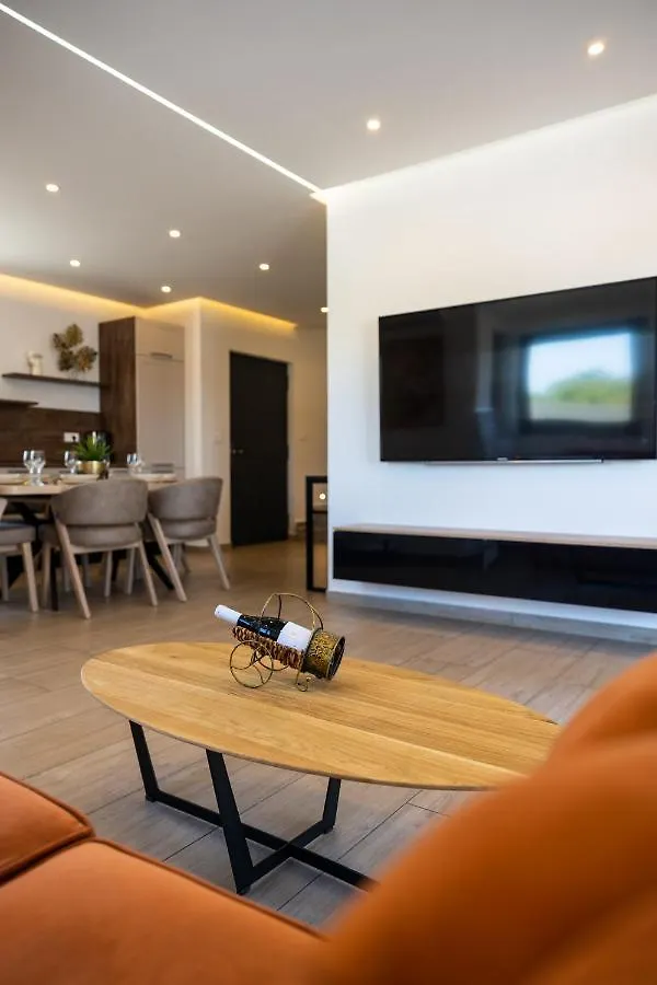 Villa Noah Sisan 0*,  Croatia